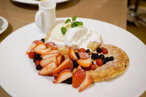 【福岡】天神VIOROの人気ブックカフェで苺パンケーキ♪＠ビブリオテーク