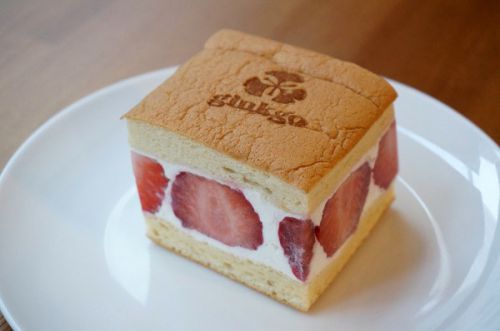 大阪市西区新町にスイーツ新店「パティスリージャンゴ」がオープン！チーズケーキやティラミスが人気です！