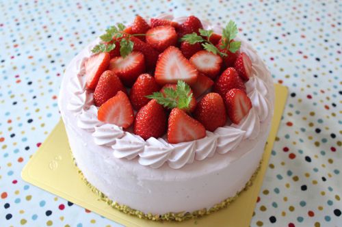 苺のスペシャルバースデーケーキ