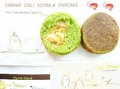 SHRIMP CHILI SOYMILK PANCAKE(豆乳やき・ほうれん草生地の海老チリ)@Mr BEAN