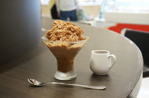 梅田かき氷探索！ヴィタメール梅田大丸のカフェでチョコレートかき氷を堪能してきました！