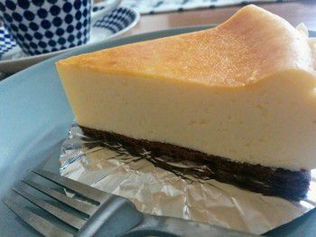 バースデーイヴ札幌店（Patisserie Birthday Eve）【札幌元町】◆マカロンよりも定番「NYチーズケーキ」が好き！
