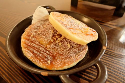 【台湾】溫古咖啡 Wengu café　アップルパンケーキ