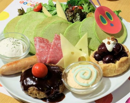 【渋谷】J.S. PANCAKE CAFE ジェイエスパンケーキカフェ渋谷店　はらぺこあおむしパンケーキ