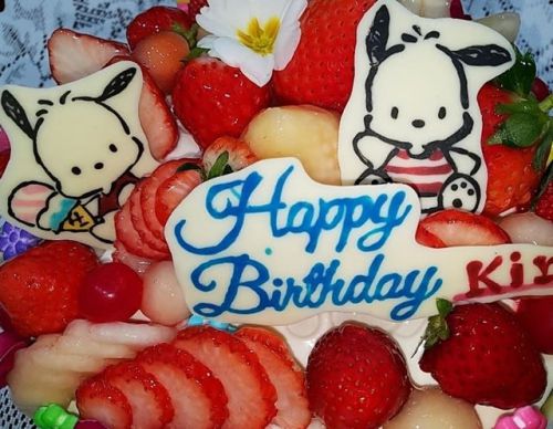 ★友人の娘さんにポチャコの誕生日ケーキ☆