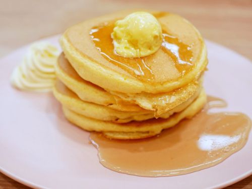 【シンガポール】 Belle-ville Pancake Cafe 100AM ベルヴィルパンケーキカフェ