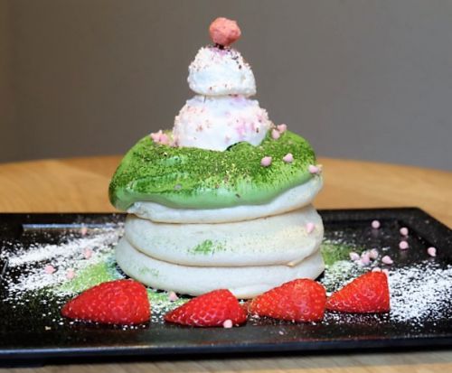 【表参道】 Riz Labo Kitchen リズラボキッチン　抹茶と桜のパンケーキ