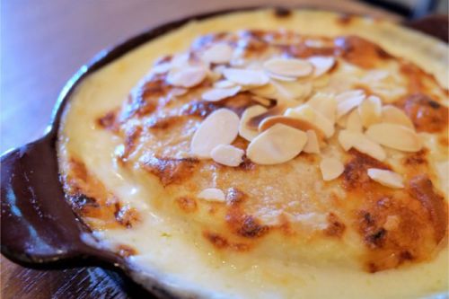 【下北沢】 MOGMOG モグモグ　ホワイトソースとチーズのトロトロパンケーキ