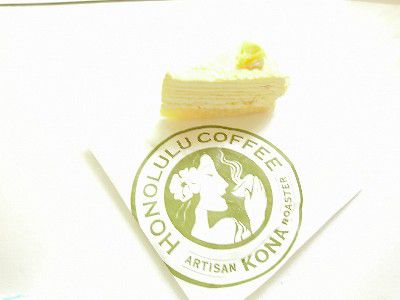 CRAPE MEMORY(いちごみるうの毎日クレープ)・パイナップルのミルクレープ@HONOLULU COFFEE