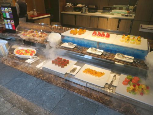 ミレニアム三井ガーデンホテル東京　「Buffet & Cafe GINZA SAI」　スイーツバイキング