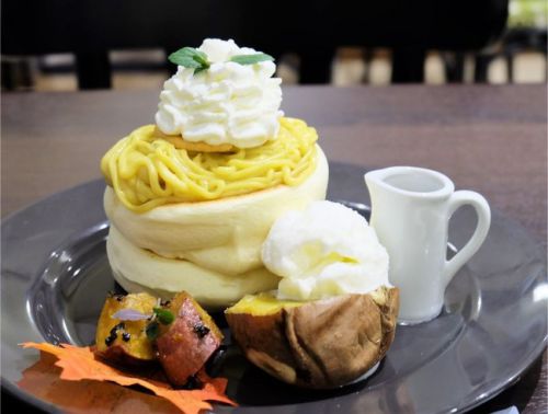 【日吉】Cafe du Paris カフェドゥパリ　安納芋のパンケーキ～焼き芋添え～