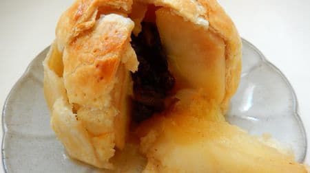 サクとろっ「りんご丸ごとアップルパイ」の簡単レシピ！冷凍パイシートに包んで焼くだけ