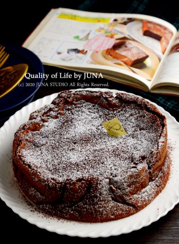 懐かしのレシピ本から作った「フランス風チョコレートケーキ」／親子で作るのにおすすめなお菓子特集