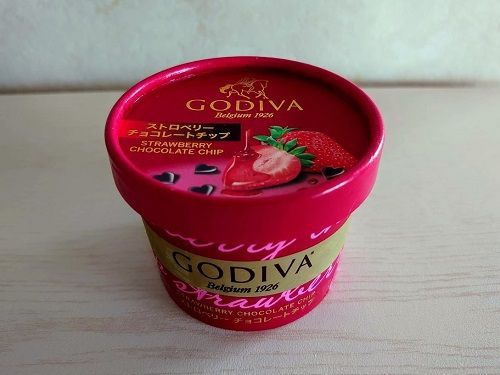 GODIVA☆彡ストロベリーチョコレートチップ
