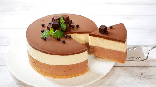 トリプルチョコレートムースケーキの作り方