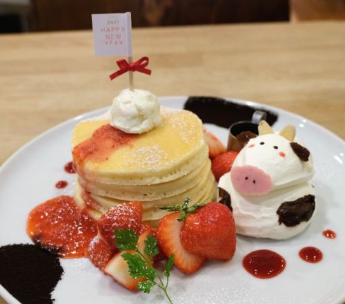 【東京 三軒茶屋】パンケーキママカフェVoiVoi　あまおうとモーモー生クリームのパンケーキ