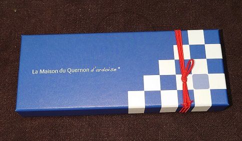 2021年バレンタイン Les Quernons d’ardoise(ケルノン・ﾀﾞﾙﾄﾞﾜｰｽﾞ)の青いチョコレート