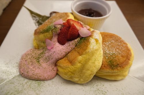 【福岡 天神】幸せのパンケーキ　　幸せの桜パンケーキ
