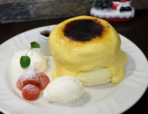 【神奈川  日吉】Cafe du Paris カフェドゥパリ　クレームブリュレパンケーキ