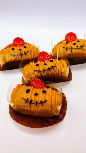 季節限定　かぼちゃモンブラン(ﾉ◕ヮ◕)ﾉ*.✧